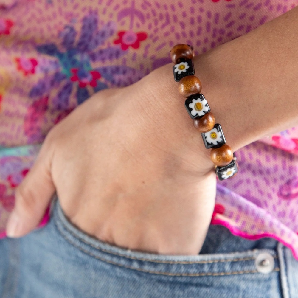 Millefiori & Wood Beaded Bracelet- Black and Brown❣️PRICE IS FIRM❣️